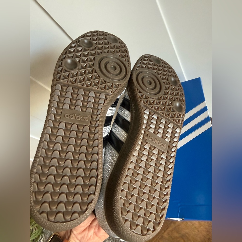 NEW Crystal/Rhinestone Sambas - Picture 10 of 11